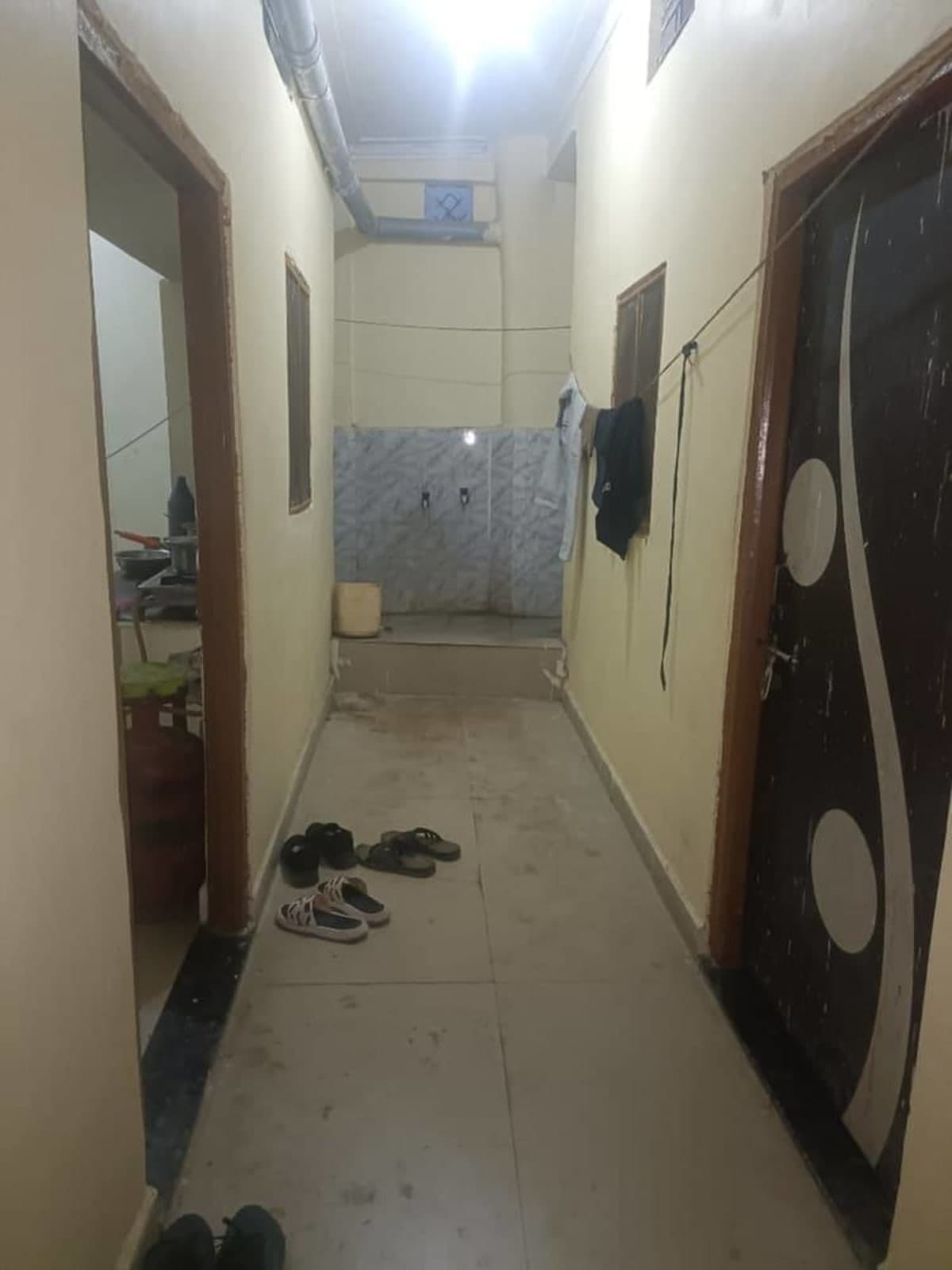Single Room Near Bluestar Hotel Ganj Englishpura